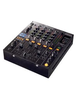 Table de mixage Pioneer DJM 900